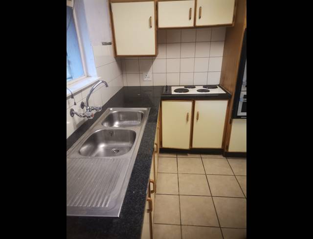 2 BEDROOM APARTMENT TO LET IN BIRCHLEIGH NORTH